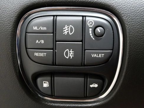 Used 2008 Jaguar XJ8 RWD image 20