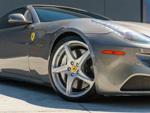 Used 2012 Ferrari FF AWD/4WD image 31