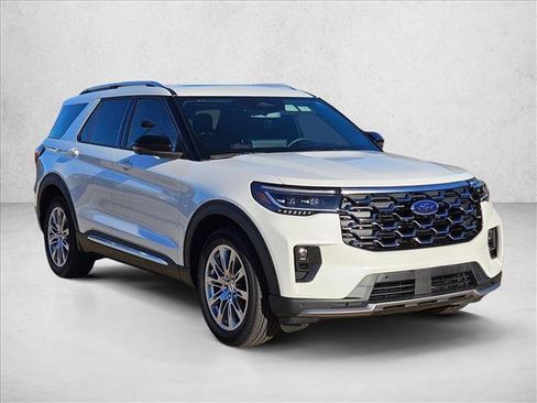 New 2026 Ford Explorer Platinum image 7