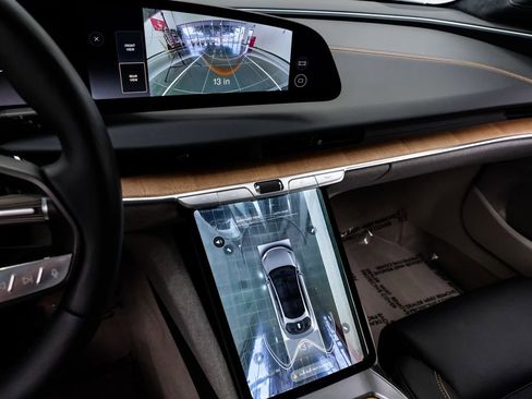 Used 2023 Lucid Air Touring AWD/4WD image 21