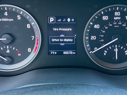 Used 2017 Hyundai Tucson Sport image 22