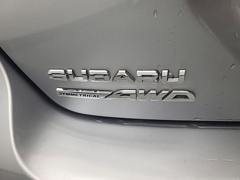 Used 2025 Subaru Crosstrek 2.0i Premium AWD/4WD image 11