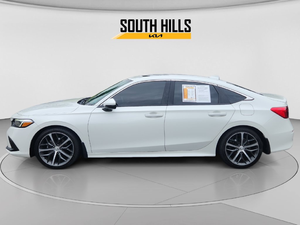 Used 2024 Honda Civic Touring image 2