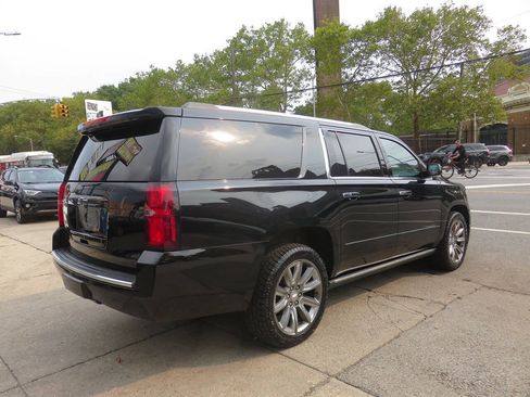 Used 2016 Chevrolet Suburban LTZ AWD/4WD image 4