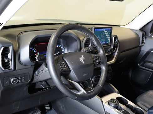 Used 2021 Ford Bronco Sport Outer Banks AWD/4WD image 6