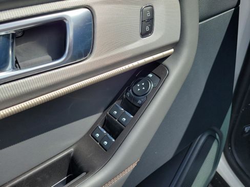 New 2026 Ford Explorer Active RWD image 16