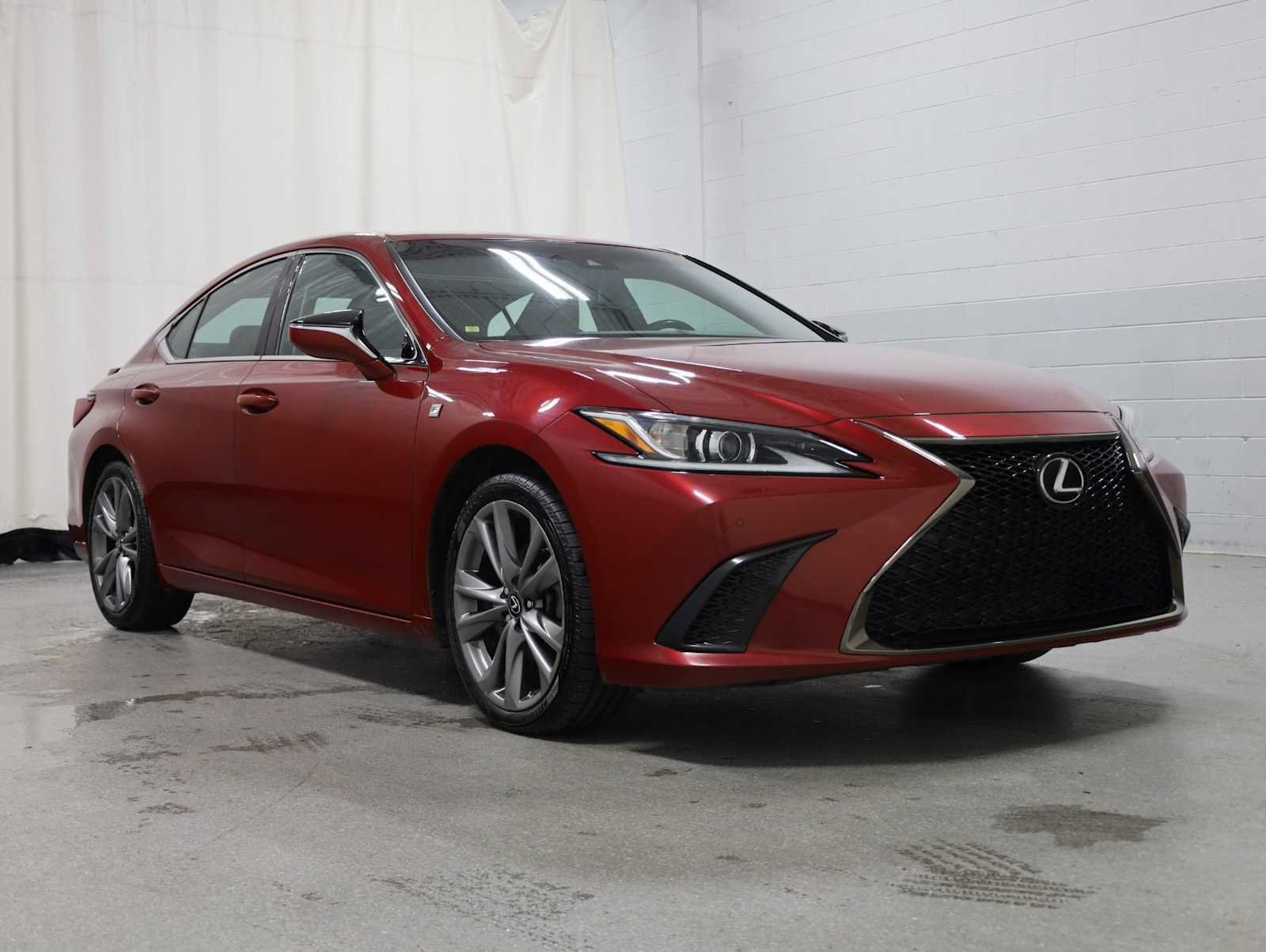 Used 2020 Lexus ES 350 F Sport w/ Accessory Package 2 FWD image 8
