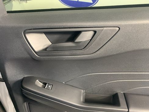 Used 2025 Ford Escape Active FWD image 38