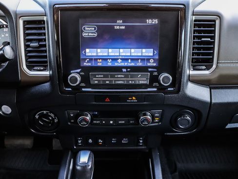 Used 2022 Nissan Frontier SV image 28