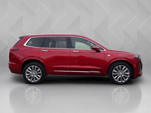 Certified 2024 Cadillac XT6 Premium Luxury w/ Technology Package image 6