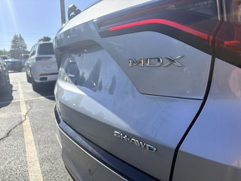 Used 2022 Acura MDX A-Spec AWD/4WD image 10