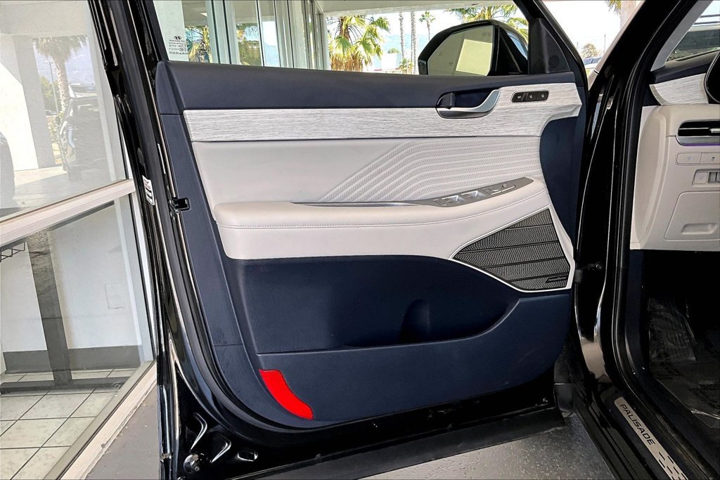 Used 2024 Hyundai Palisade Calligraphy FWD image 20