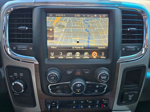 Used 2016 RAM 2500 Laramie w/ Cold Weather Group AWD/4WD image 28
