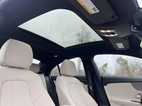 Used 2025 Mercedes-Benz CLA 250 4MATIC image 29