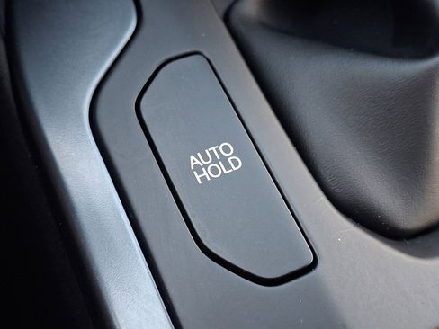 Used 2025 Kia K4 LXS image 21