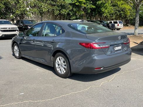 Used 2025 Toyota Camry LE FWD image 5