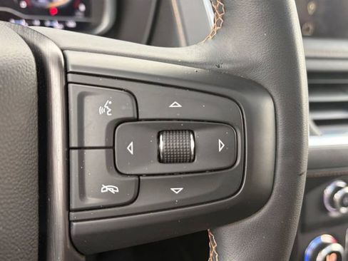 Used 2023 GMC Yukon XL AT4 w/ AT4 Premium Package image 8