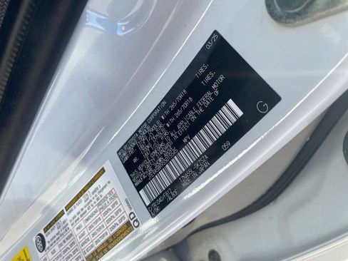 Used 2025 Toyota 4Runner TRD Off-Road image 29