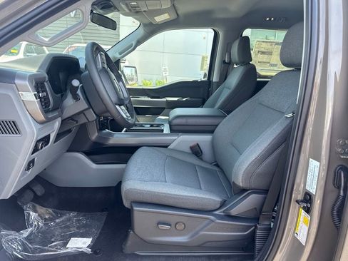 New 2026 Ford F150 XLT w/ XLT Chrome Appearance Package AWD/4WD image 40