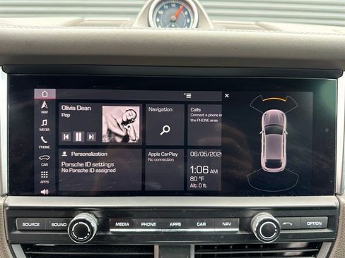 Certified 2019 Porsche Macan S AWD/4WD image 34