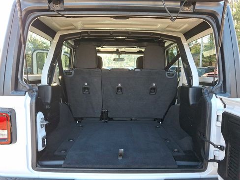 Used 2021 Jeep Wrangler Unlimited Sport image 27