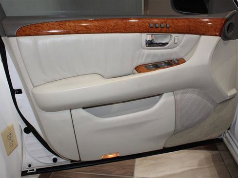 Used 2003 Lexus LS 430 image 22