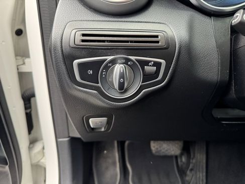 Certified 2022 Mercedes-Benz GLC 300 4MATIC image 23