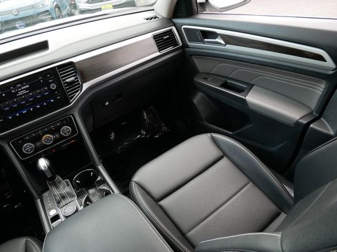 Certified 2023 Volkswagen Atlas SE AWD/4WD image 11