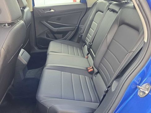 Used 2022 Volkswagen Jetta SE w/ Panoramic Sunroof Package image 19