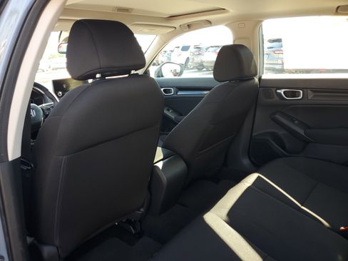 Certified 2023 Honda Civic EX image 9