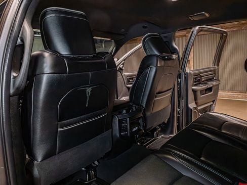 Used 2023 RAM 2500 Limited image 21