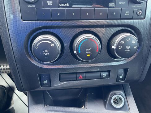 Used 2010 Dodge Challenger R/T RWD image 22