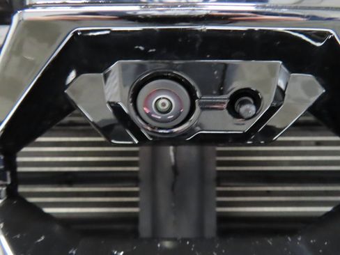 Used 2025 Chevrolet Silverado 2500 ZR2 w/ Technology Package image 43