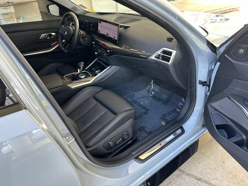 Used 2027 BMW M3 Competition AWD/4WD image 32