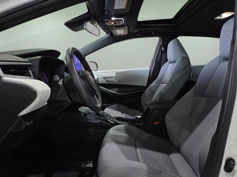 Certified 2025 Toyota Corolla SE w/ SE Premium Package image 20