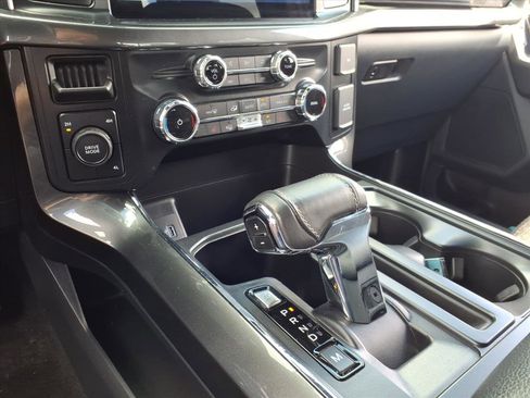 Certified 2022 Ford F150 XLT w/ Equipment Group 302A High image 17