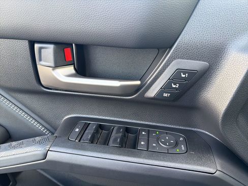 New 2025 Toyota 4Runner Limited image 17