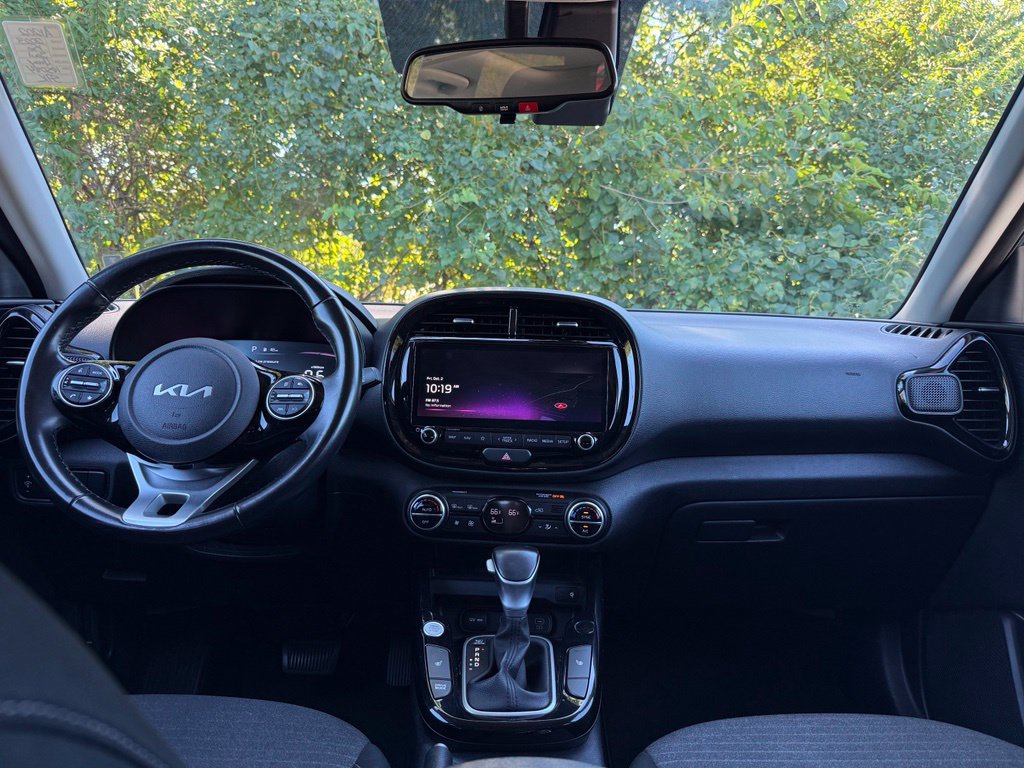 Used 2023 Kia Soul EX FWD image 23
