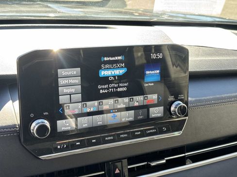 Used 2024 Mitsubishi Outlander FWD image 19