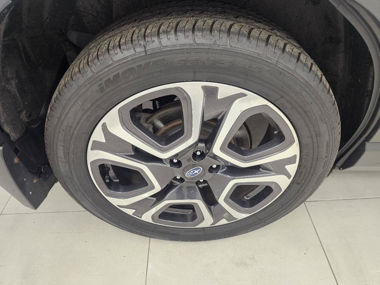 Used 2023 Subaru Ascent Touring AWD/4WD image 27