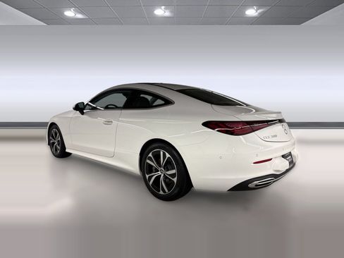 Certified 2026 Mercedes-Benz CLE 300 4MATIC Coupe image 3