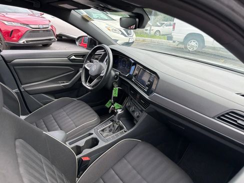 Used 2023 Volkswagen Jetta Sport FWD image 13
