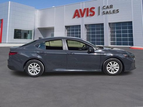 Used 2025 Toyota Camry LE FWD image 5