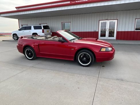 Used 2002 Ford Mustang GT image 2