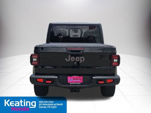 Used 2024 Jeep Gladiator Rubicon AWD/4WD image 7