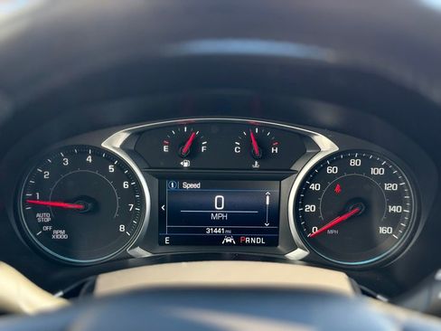 Used 2021 Chevrolet Equinox LT image 12