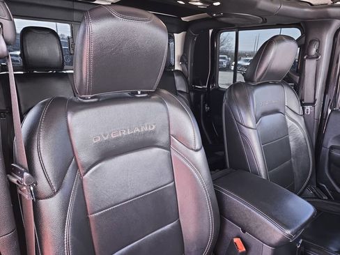 Used 2020 Jeep Gladiator Overland image 31