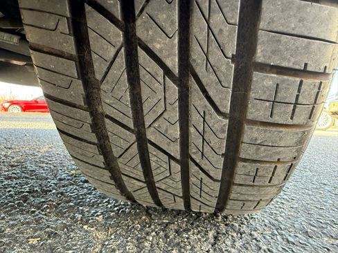 Used 2018 Ford Escape Titanium w/ Ford Safe & Smart Package image 10