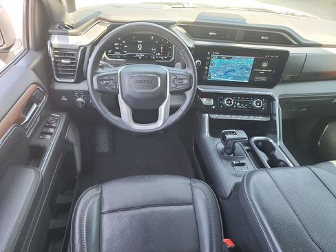 Certified 2023 GMC Sierra 1500 Denali w/ Technology Package AWD/4WD image 10