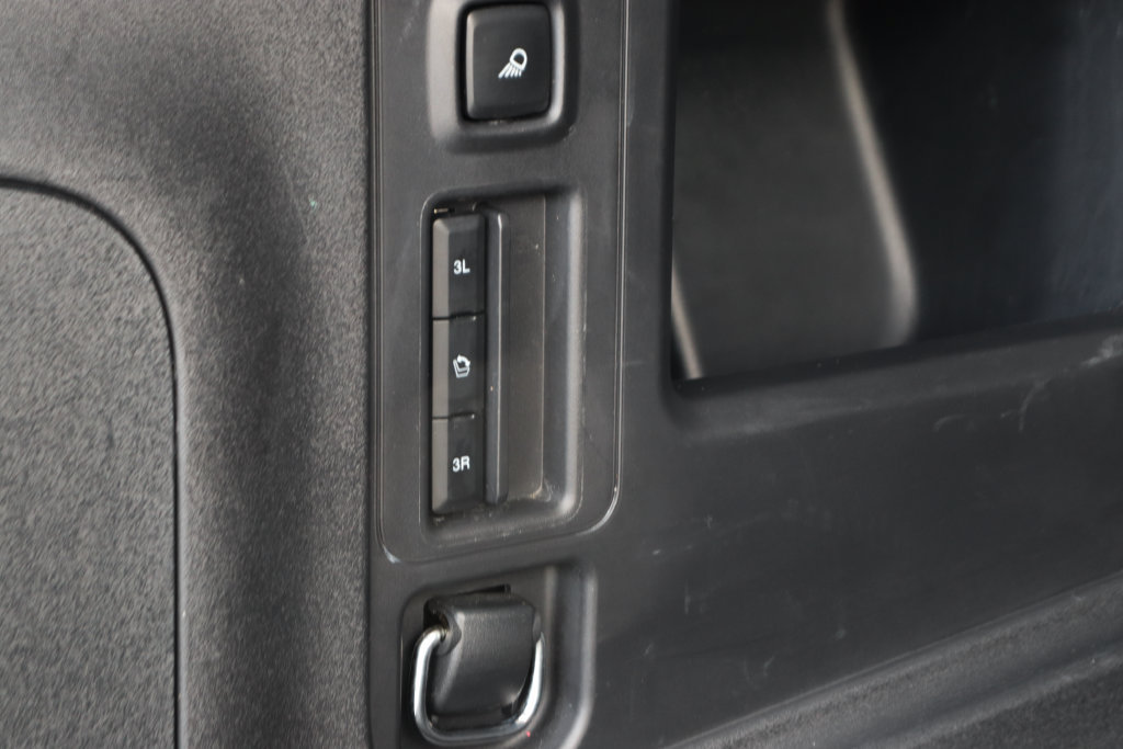 Used 2025 Ford Expedition Active AWD/4WD image 11